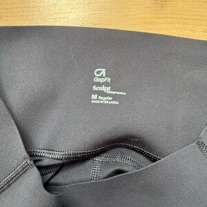 GapFit Black Compression Leggings